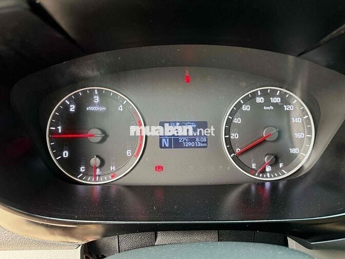 Hyundai Solati 2022 - Ghế U xe du lịch một chủ!