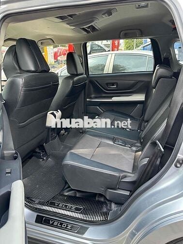 Toyota Veloz Cross TOP 2024 40.000 km