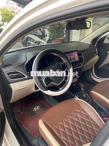 Hyundai Accent 2022 1.4 AT - 39000 km