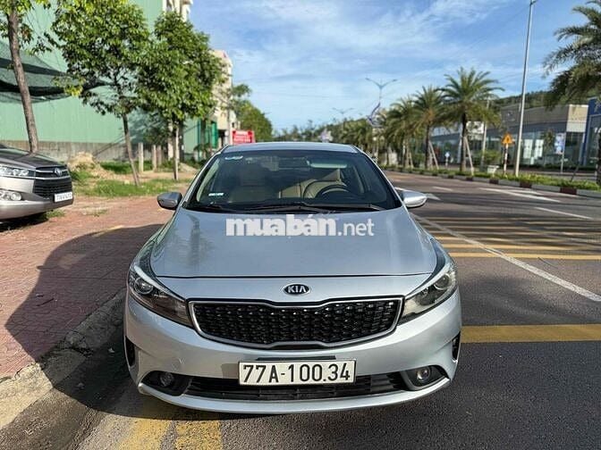 Kia Cerato 2018 1.6 MT - 90000 km