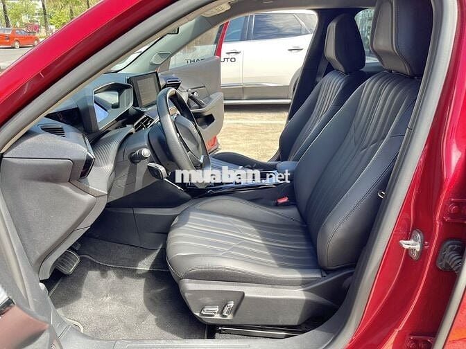 Peugeot 2008 2023 GT Line 1.2 AT - 12000 km