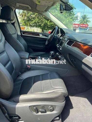 Volkswagen Touareg 2016 GP 3.6 AT xe zin đẹp
