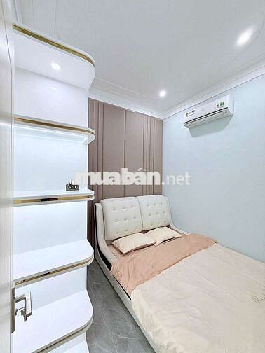 Bán nhà 2 tầng 2 mặt kiệt oto tận nhà Nguyễn Xí, 3pn, giá 4ty950tl