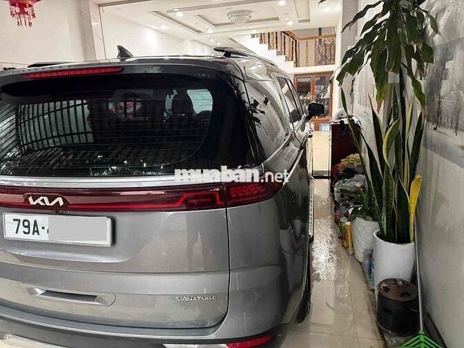 Kia Carnival 2023 Signature 2.2D - 69168 km