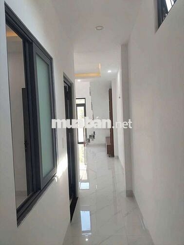 Nhà trệt 1 Lầu, rẻ nhất Phú Hoà, DT: 4,5x16,thổ cư: 60 , 2PN, 2WC