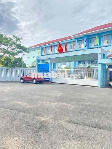 Bán gấp lô đất đẹp ngay đường Lê Văn Chí. DT 112.8m2 ngang 5m, SHR