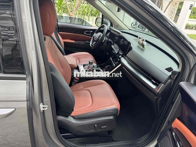 Kia Carnival 2023 Signature 2.2D - 69168 km