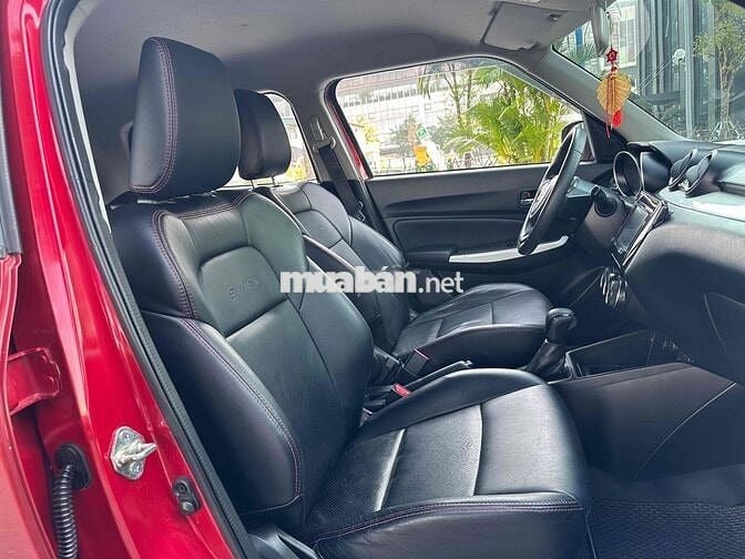 Suzuki Swift 2018 1.2AT GLX 60000 km Nhập Khẩu