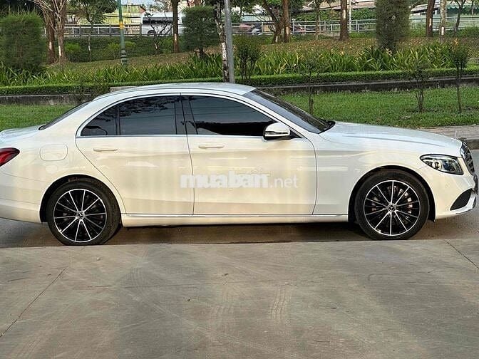 Mercedes Benz 2020 C200 Exclusive