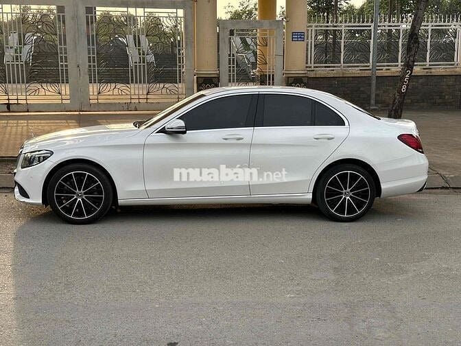 Mercedes Benz 2020 C200 Exclusive