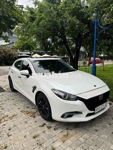 Mazda 3 2018 1.5 AT - 82000 km