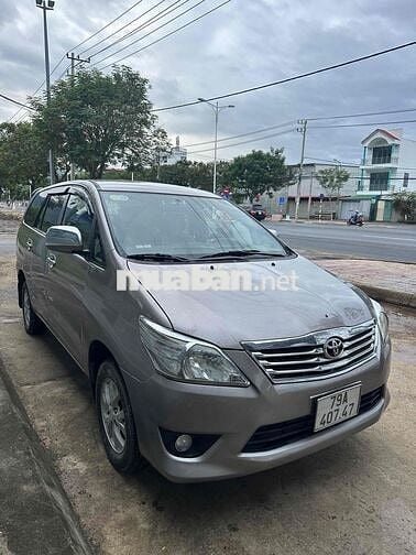 Toyota Innova 2016 2.0J - 1 km