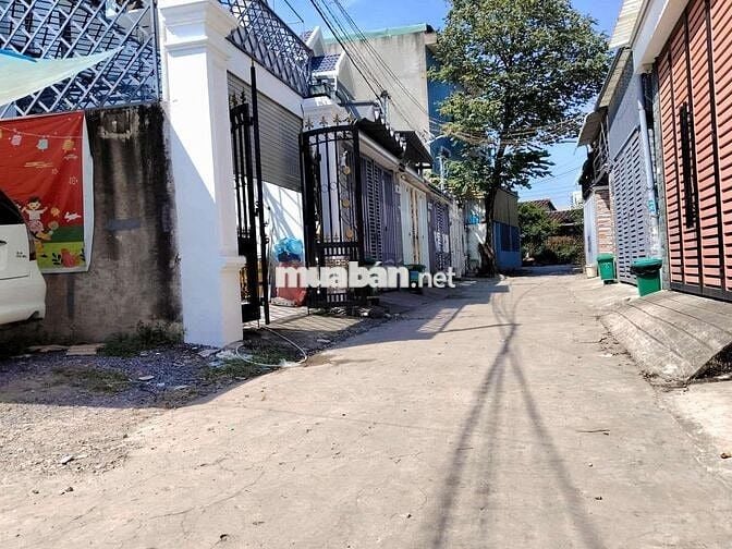 Đất Phú Hoà, DT: 4x24, thổ cư: 60, đường thông rộng 4m