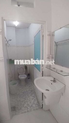 nhà cho thue thoáng mát sach sẻ vô ở ngay