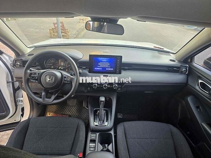 Honda HRV 2023 G 9 vạn km Trắng