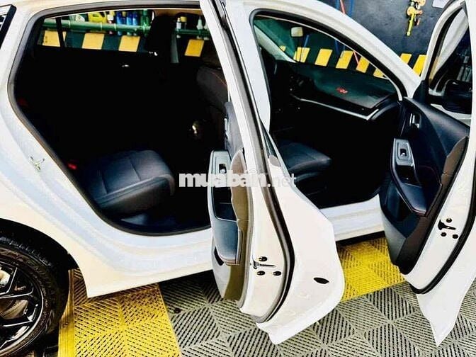 MG MG5 2024 - 7000 km