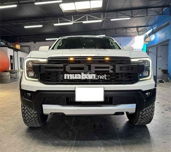 Ford Ranger 2023 xls 4x4 AT - 60000 km độ Raptor