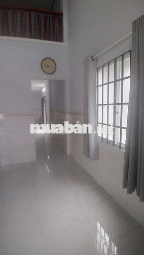 nhà cho thue thoáng mát sach sẻ vô ở ngay