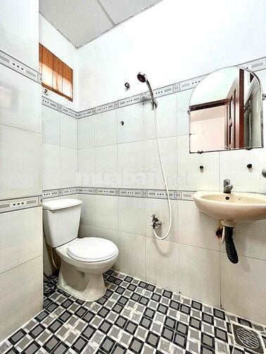 Phòng Thoáng Mát, Tiện Nghi Ngay Nhất Chi Mai