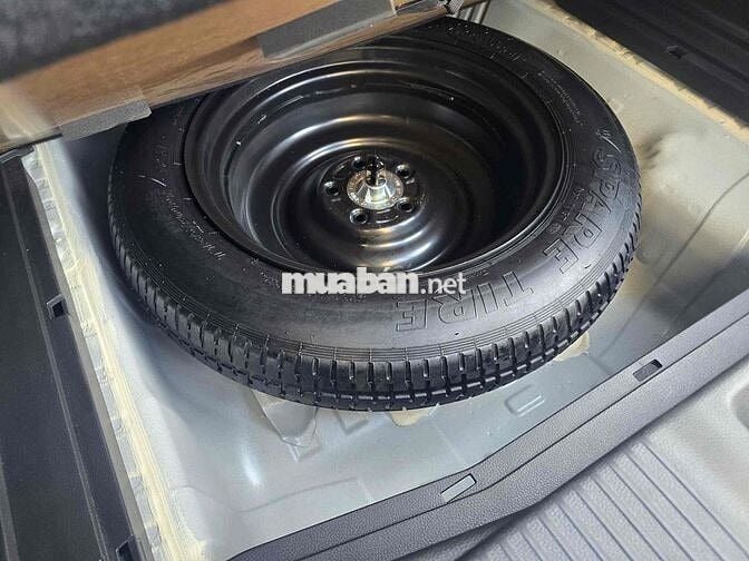 Honda HRV 2023 G 9 vạn km Trắng