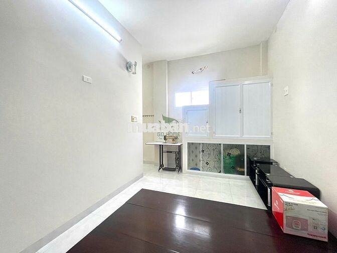 CHO THUÊ NHÀ 4 TẦNG 2 PHÒNG NGỦ MẶT TIỀN KHU BÀN CỜ PHƯỚC LONG