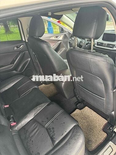 Mazda 3 2018 1.5 AT - 82000 km