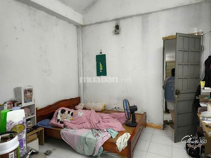 Chính chủ bán nhà mặt tiền ngõ 279 phố Hoàng Mai, dt:62m2, nhà 5 tầng