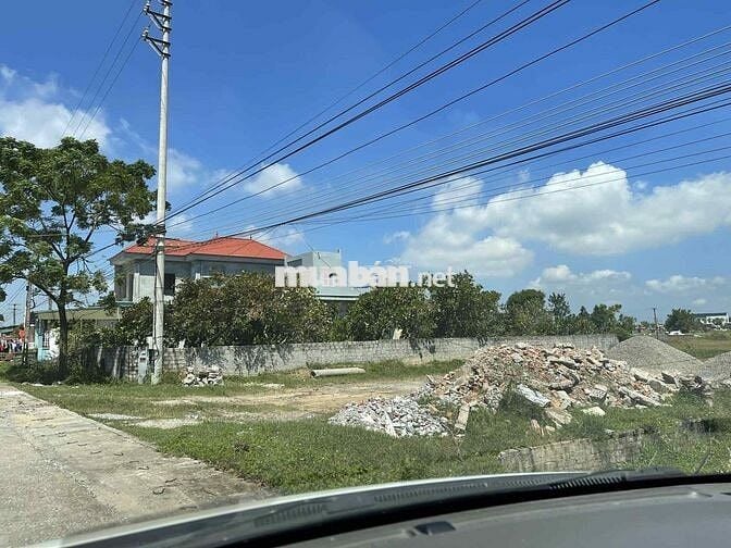 Chính chủ cần bán LÔ ĐẤT mặt tiền