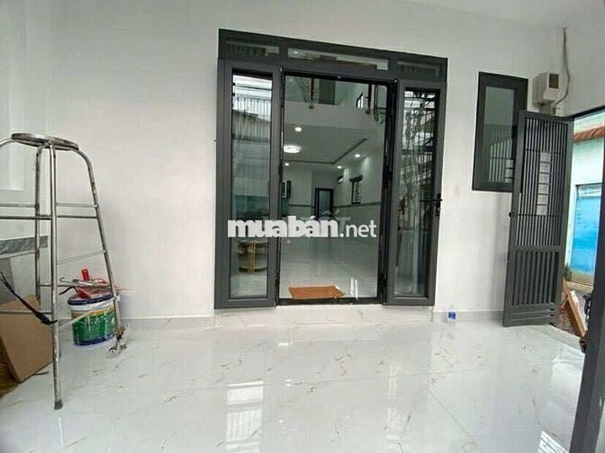 BÁN NHÀ MỚI ĐẸP Ở NGAY, KẾ BÊN GA METRO CNC, LINH TRUNG. GIÁ 5,29 TỶ