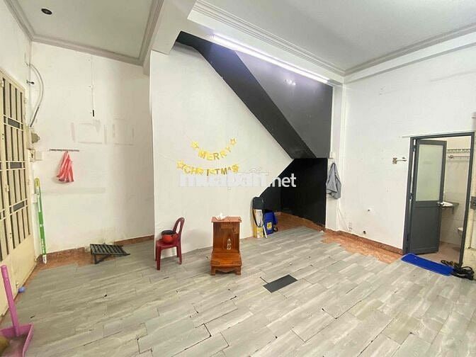 Cần Sang Lại HĐ Căn Góc Hẻm Xe Hơi