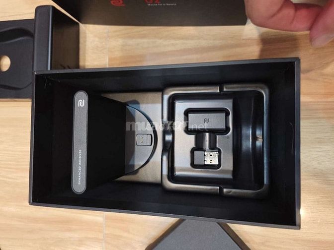 chuột không dây zowie benq u2 (new 100%)