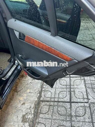 Mercedes Benz C Class xe cực mới rin 100%