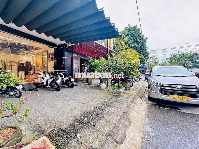 nhà 3 tầng đường 10m5 lề 4m vị trí kinh doanh đỉnh