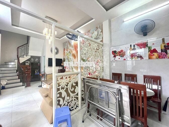 CHO THUÊ NHÀ 4 TẦNG 2 PHÒNG NGỦ MẶT TIỀN KHU BÀN CỜ PHƯỚC LONG