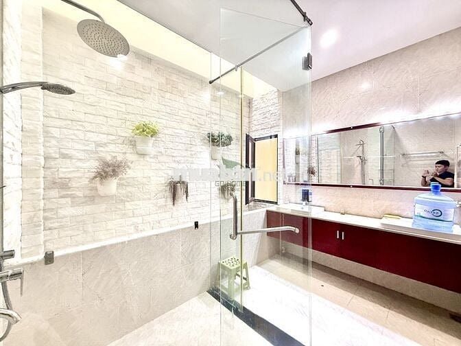 CHO THUÊ NHÀ 4 PHÒNG NGỦ FULL NỘI THẤT RỘNG ĐẸP KHU HÀ QUANG 2