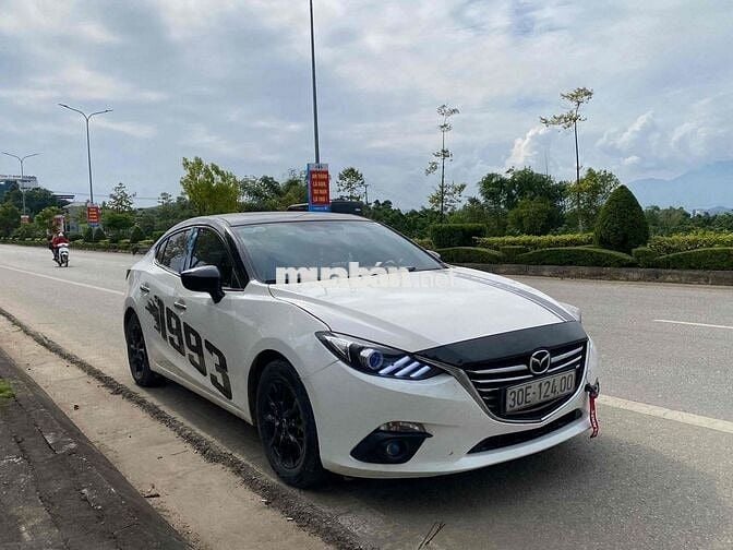 Mazda 3 Trắng 5 chỗ Số tự động