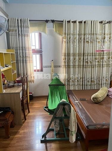 Nhà giá rẻ Duy Tân, Tân Bình, 117m2, 4PN, hẻm 5m, chỉ 10 tỷ hơn 