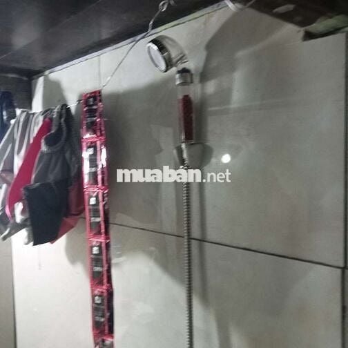 Cho thuê phòng ở 3 đến 4 người . Gia đình