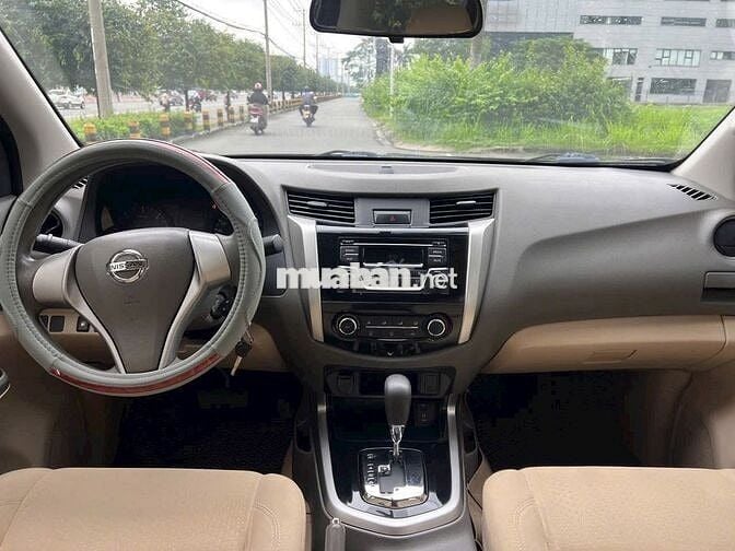 Nissan Navara 2016 Tự động Nâu