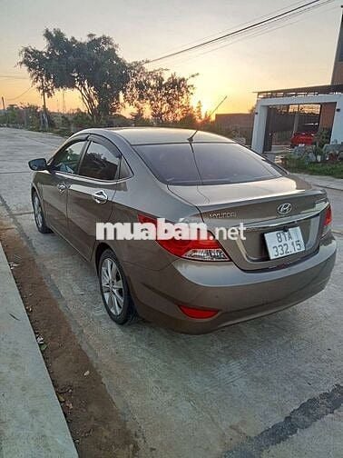 Accent 2012 1.4 MT - 200tr