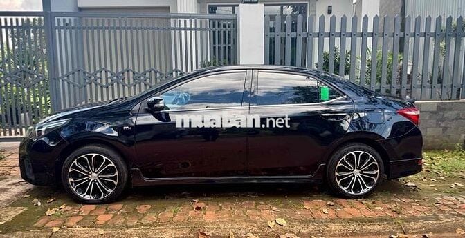 Toyota Corolla Altis 2016 2.0V - 80000 km