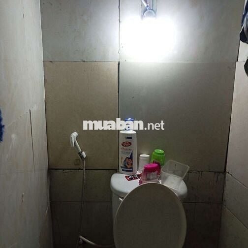 Cho thuê phòng ở 3 đến 4 người . Gia đình