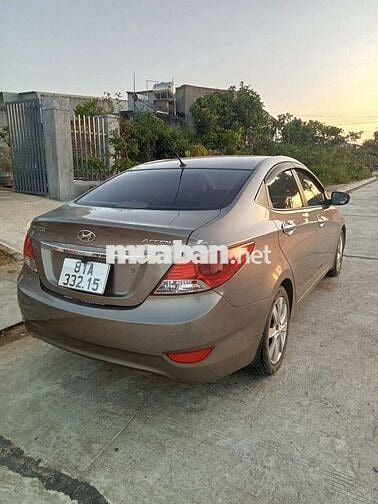 Accent 2012 1.4 MT - 200tr