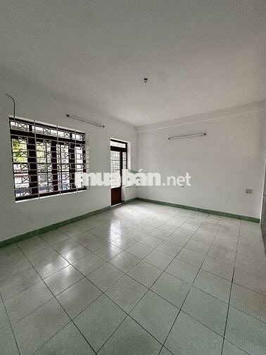 CHO THUÊ NHÀ KINH DOANH 3 TẦNG TUYẾN ĐƯỜNG CHÍNH TRUNG TÂM THÀNH PHỐ