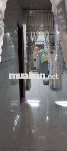 Nhà gác lửng có 3 phòng - phòng khách - phòng ngủ - phòng bếp