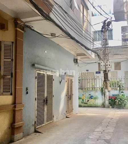 Chung cư mini cho thuê 32m2 có ban công Đông Nam thoáng mát, full đồ