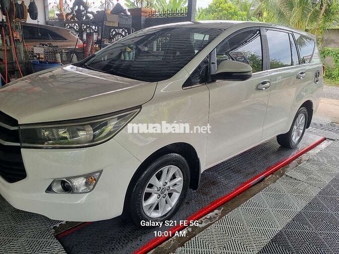 Toyota Innova 2018 2.0E - 120000 km