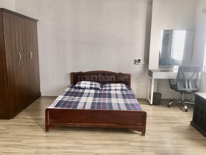 Chung cư mini cho thuê 32m2 có ban công Đông Nam thoáng mát, full đồ