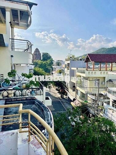 Nhà mặt tiền đường Tháp Bà- Vĩnh Thọ  3.98 tỷ