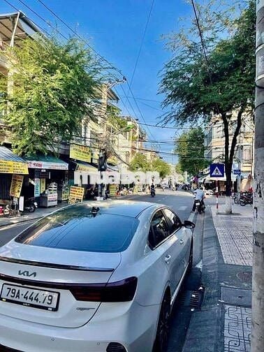 Nhà mặt tiền đường Tháp Bà- Vĩnh Thọ  3.98 tỷ